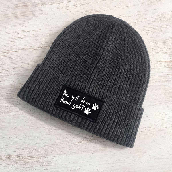 Die mit dem Hund geht Strick Beanie